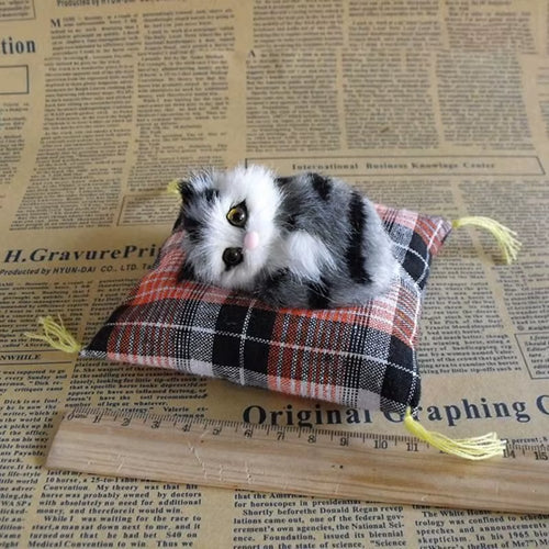 Artificial Mini Sleeping Cats on Cloth Pad Plush Simulation Lying Cats Doll Ornaments Children'S Gifts Home Decoration Crafts